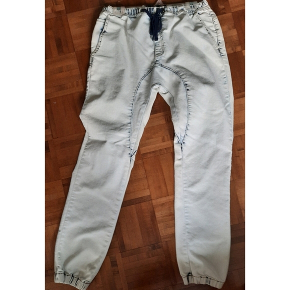 Distressed Jogger Jeans - size L - Picture 3 of 4
